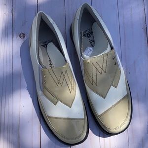 Sandbaggers pip golf shoes